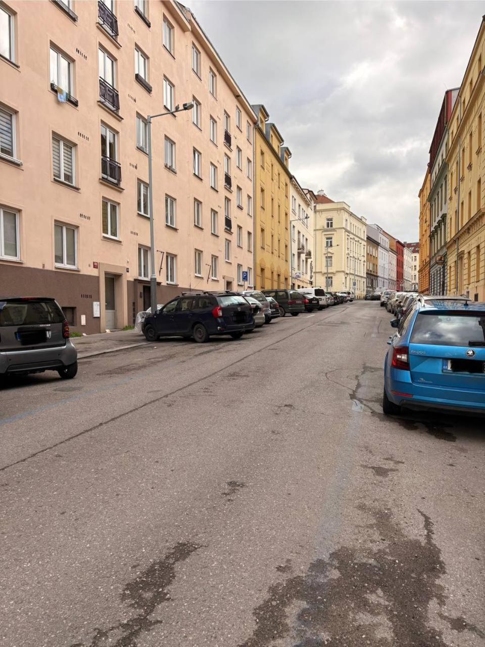 Maria Apartment Liben Prague Luaran gambar